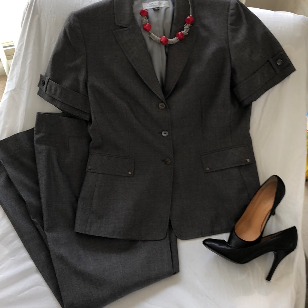 Tahari Women’s Suit